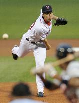 Boston's Tazawa starts 1st game in MLB