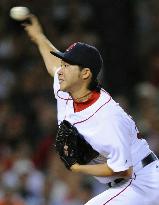 Red Sox rookie Tazawa wins 1st career start