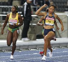 Allyson Felix wins women's 200m at world championships