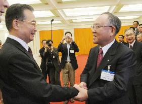 Chinese Premier Wen hopes to meet Hatoyama soon