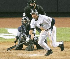 Jeter ties Gehrig's franchise record for hits