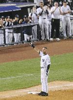 Jeter ties Gehrig's franchise record for hits