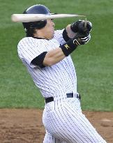 Matsui hits in game against Red Sox