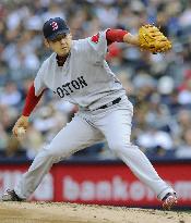 Matsuzaka dominant in loss to Yankees