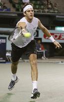 Del Potro handed 1st-round exit at Japan Open