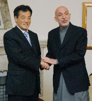 Okada meets with Karzai in Kabul