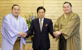 Asashoryu, Hakuho visit PM Hatoyama
