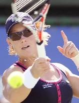 Stosur wins Japan Women's Open