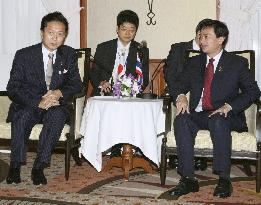 Japan, Thailand prime ministers in summit talk in Thailand