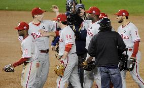Phillies beat Yankees in Game 1 of World Series