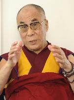 Dalai Lama meets with Japan legislators