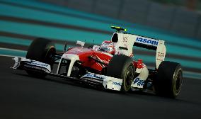 Japan's Kobayashi at 6th in F1 auto racing