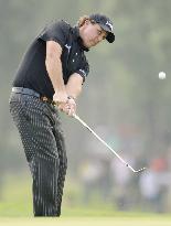 Mickelson wins HSBC Champions golf tournament in Shanghai