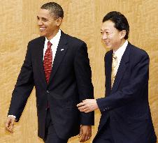 Hatoyama, Obama meet, vow stronger ties