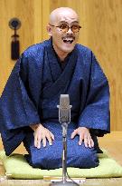 Blind 'rakugo' storyteller makes debut in Osaka