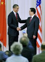 Obama, Hu meet in Beijing