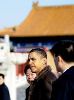 Obama visits Forbidden City