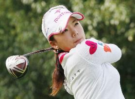 Arimura grabs lead with record-tying 62 at Elleair Ladies Open