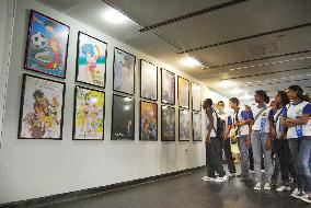 Brazilian youths treated to Japanese 'anime' posters