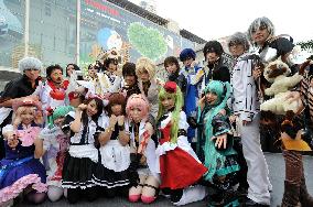 Young Japanese, Thai people gather in 'cosplay' exchange