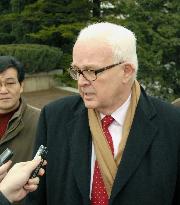 U.S. envoy Bosworth in S. Korea after 'useful' trip to Pyongyang