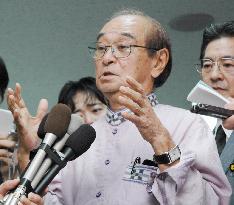 Nakaima urges gov't to set date for conclusion on Futemma issue