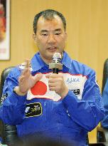 Japanese astronaut Noguchi gets ready for space travel