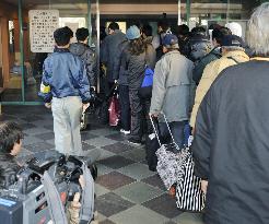 Tokyo gov't sets up shelter for laid-off dispatch workers