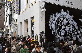 Watches worth 300 mil. yen stolen from store in Tokyo's Ginza