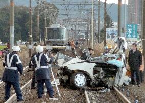 Passenger train crashes into a car, killing 1