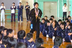 Takagi gets send-off at school before Vancouver
