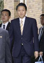 Hatoyama aims to pass budget through parliament