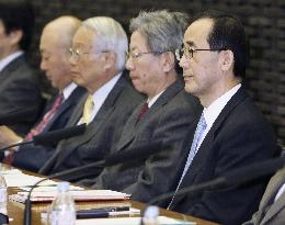 BOJ chief expecting moderate improvement in Japanese economy