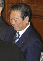 Ozawa attends lower house plenary session