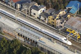 Power failure stops Tokaido Shinkansen bullet trains