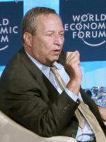 Summers attends Davos economic forum