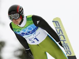 Swiss Ammann wins normal hill