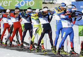 Russia's Ustyugov wins men's 15-km mass start biathlon