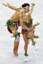 Russia's Domnina, Shabalin 3rd in original dance of ice dance