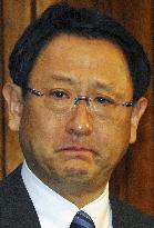 Toyota chief apologizes for recalls