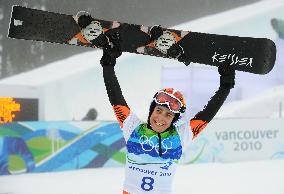 Netherlands' Sauerbreij grabs gold in women's parallel giant slalom