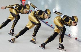 Japan advances to finals in women's speed skating team pursuit