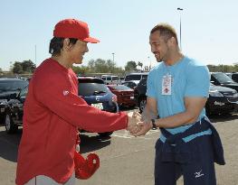Matsui meets Japanese hammer thrower Murofushi