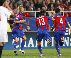 Honda leads CSKA Moscow to Champions League quarter-finals