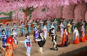 Junior 'geisha' show final practice for Kyoto spring dance