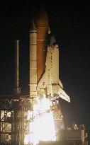 Shuttle succeeds in entering orbit