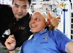 2 Japanese in space together for 1st time as shuttle docks at ISS
