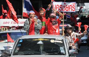 Pro-Thaksin rallies continue