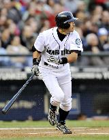 Ichiro plays against Athletics