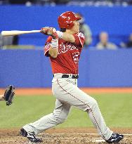 L.A. Angeles Masui 2-for-4 with an RBI against Toronto Blue Jays